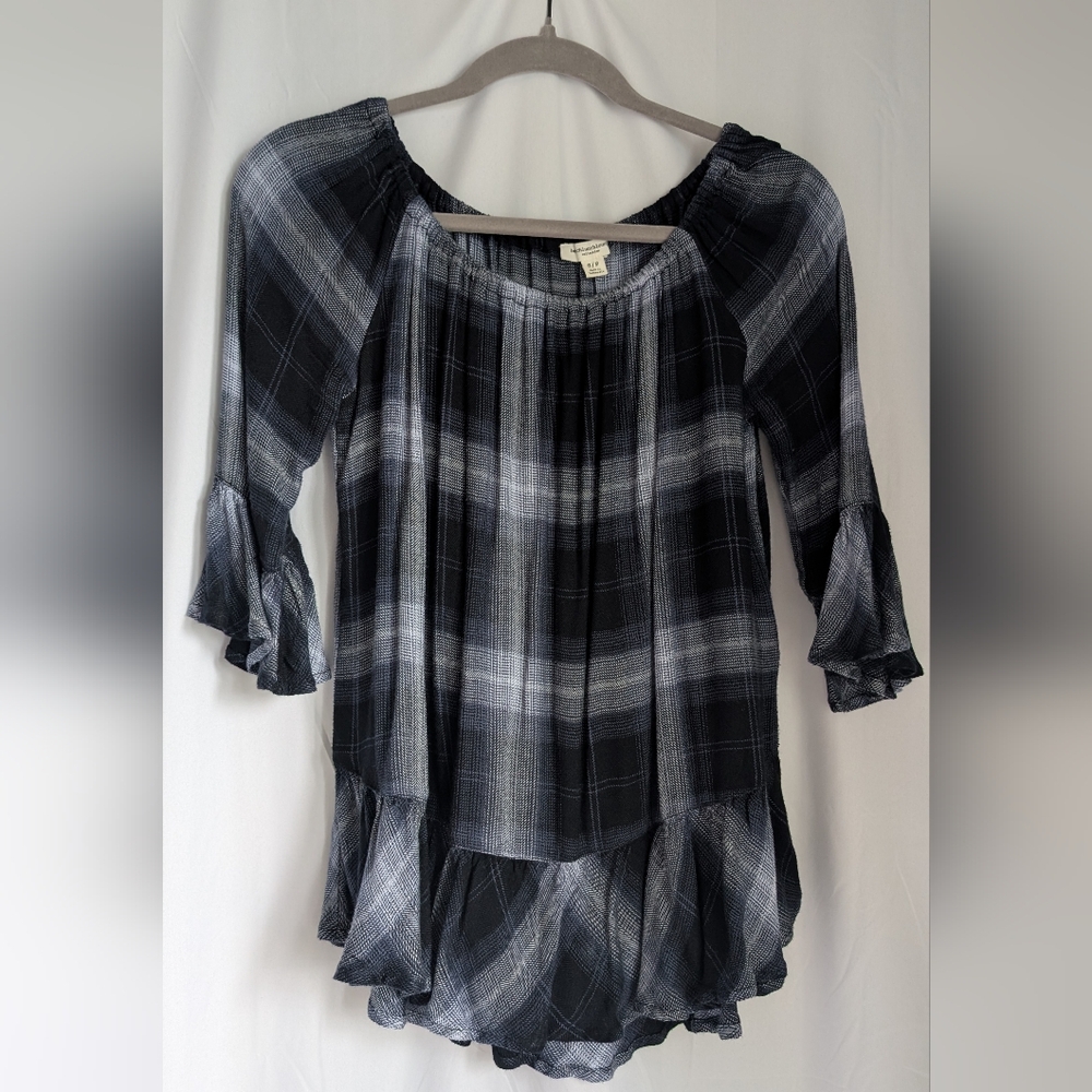 Beachlunchlounge Blue Plaid 3/4 Sleeve Blouse Ruffle Hem & Cuff Smocked Neck S